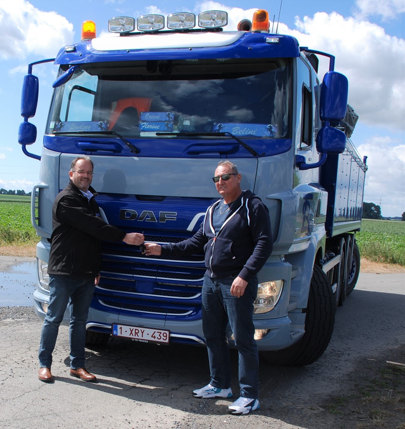 Sleutel overhandiging remise de cls JF Dubois R Lambert