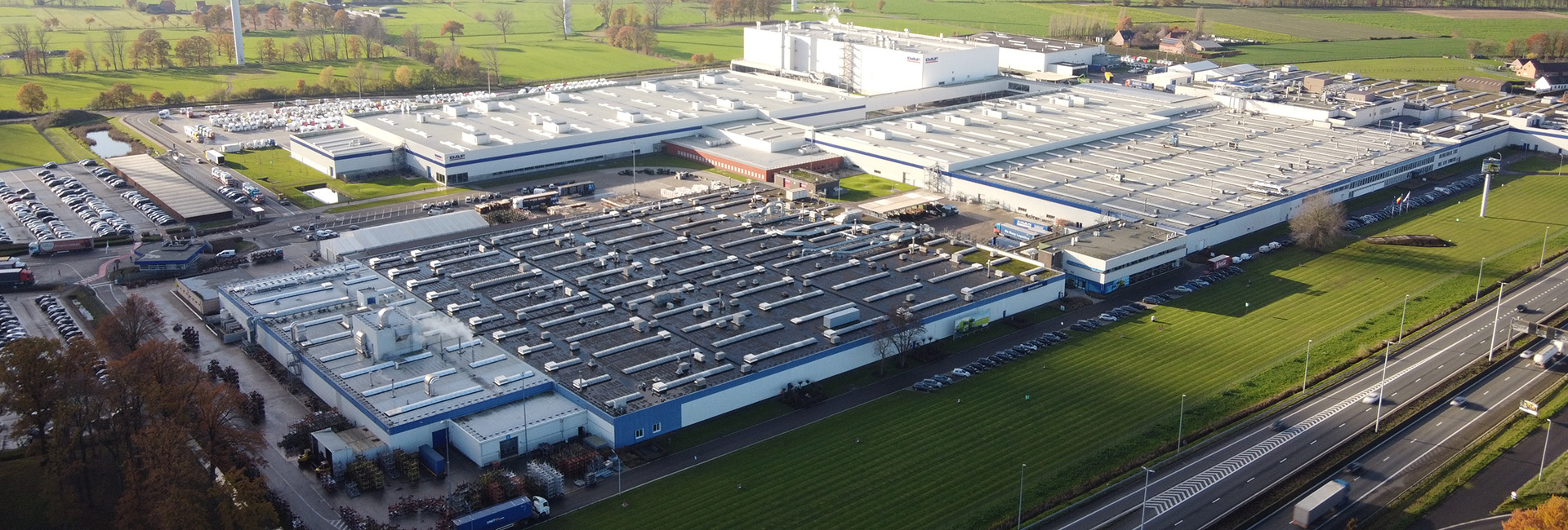60-years-of-DAF-production-in-Belgium-Plant-2017-incl-new-paint-shop-hh